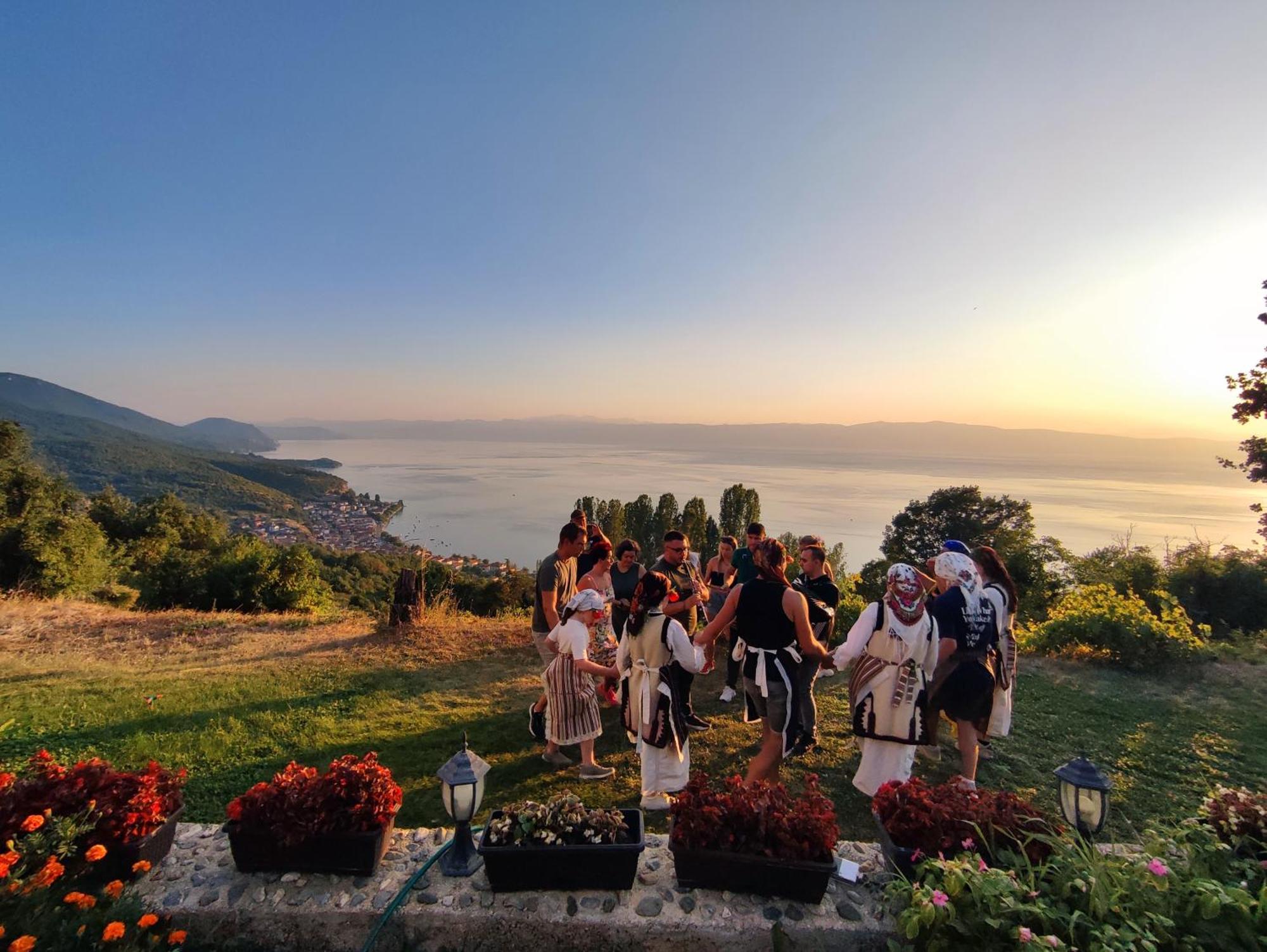 Guest House Nakjoski Elshani Exterior photo